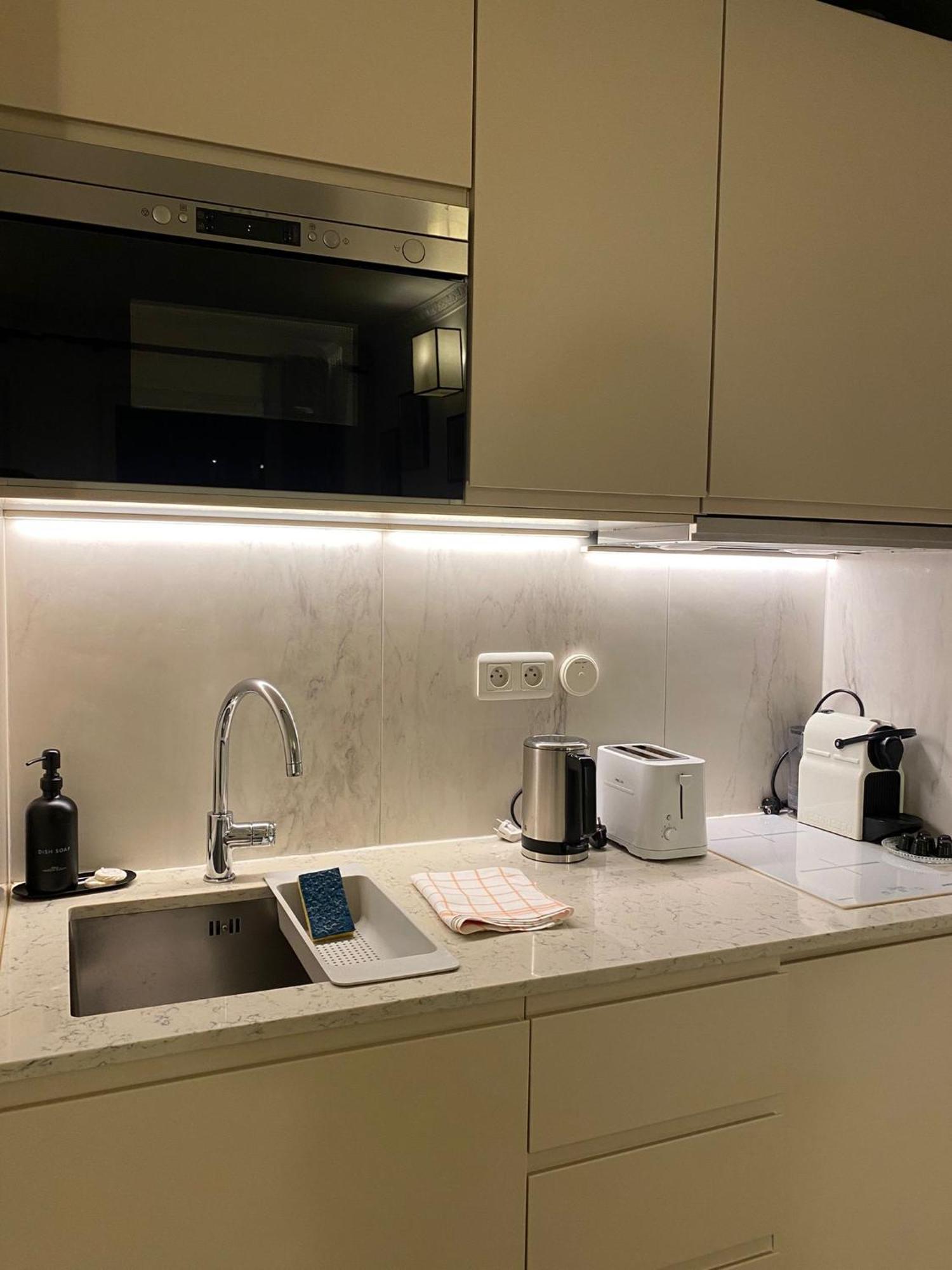 Cozy Studio 10 Min From Eiffel Tower Invalides Beaugrenelle Париж Екстериор снимка